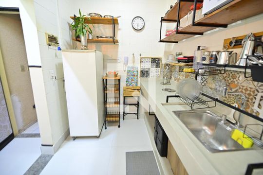 Sala/Cozinha/Área de Serviço de apartamento para alugar com 2 quartos, 45m² em Setor Negrão de Lima, Goiânia