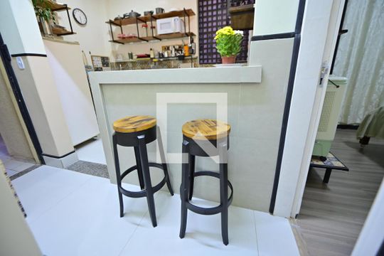 Sala/Cozinha/Área de Serviço de apartamento para alugar com 2 quartos, 45m² em Setor Negrão de Lima, Goiânia