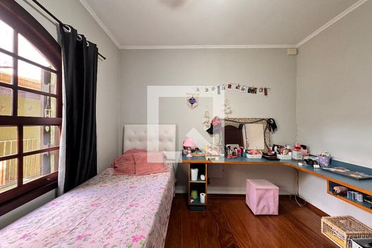 Quarto 2 de casa à venda com 3 quartos, 175m² em Jardim Utinga, Santo André
