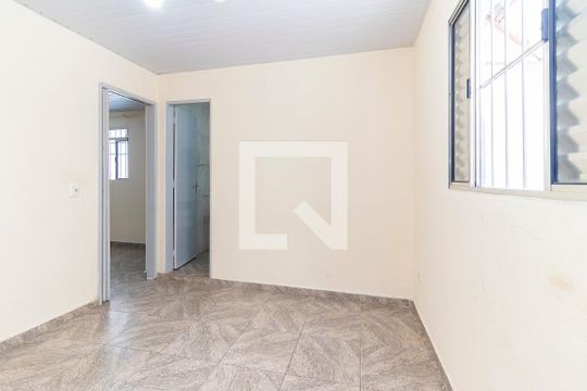 Quarto de casa para alugar com 1 quarto, 80m² em Cidade Líder, São Paulo