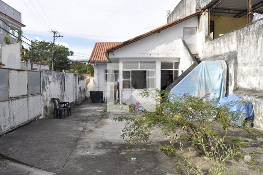 Área comum de casa à venda com 2 quartos, 93m² em Encantado, Rio de Janeiro