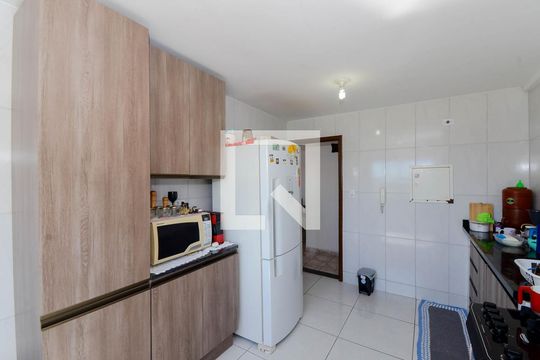 Cozinha e Área de Serviço de apartamento para alugar com 2 quartos, 64m² em Jardim da Mamae, Guarulhos