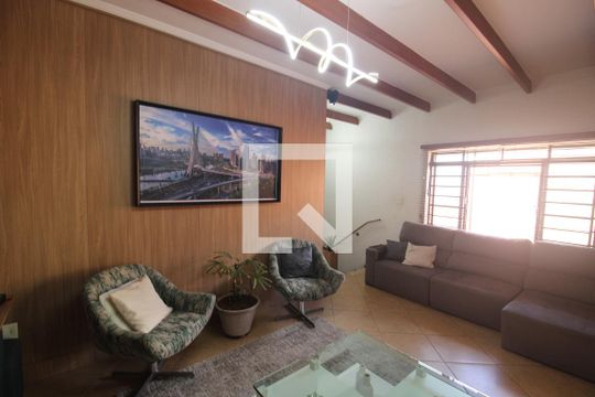 Sala de casa à venda com 3 quartos, 299m² em Vila Baruel, São Paulo