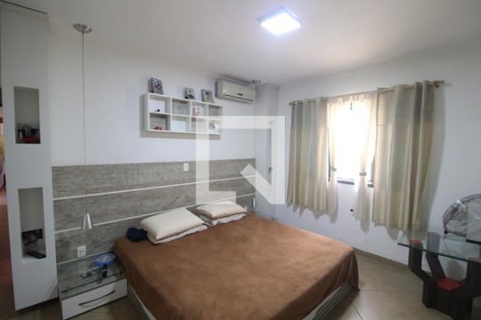 Quarto 1 de casa à venda com 3 quartos, 299m² em Vila Baruel, São Paulo