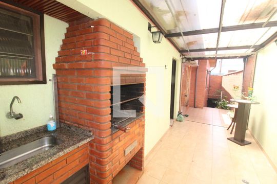 Área Comum de casa à venda com 3 quartos, 299m² em Vila Baruel, São Paulo