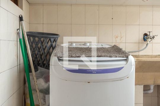 Área de Serviço de casa à venda com 5 quartos, 250m² em Jardim Montreal, São Bernardo do Campo