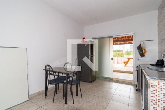 Cozinha de casa à venda com 2 quartos, 108m² em Vila Regente Feijó, São Paulo