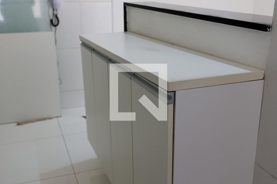 Cozinha de apartamento para alugar com 2 quartos, 47m² em Novo Osasco, Osasco