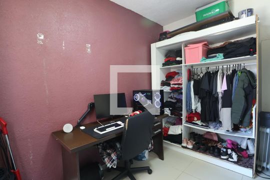 Quarto 2 de apartamento à venda com 2 quartos, 45m² em Mato Grande, Canoas