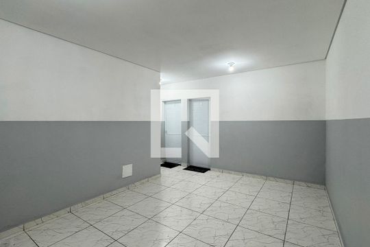 Corredor de apartamento para alugar com 1 quarto, 48m² em Jardim Silveira, Barueri