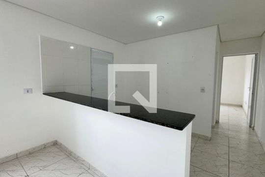 Cozinha de apartamento para alugar com 1 quarto, 48m² em Jardim Silveira, Barueri
