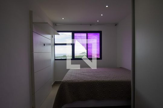 Suíte de apartamento para alugar com 2 quartos, 69m² em Barra da Tijuca, Rio de Janeiro
