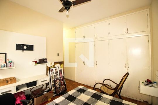 Quarto de apartamento à venda com 3 quartos, 140m² em Gutierrez, Belo Horizonte