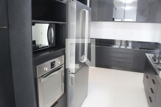 Cozinha de apartamento para alugar com 3 quartos, 198m² em Cerâmica, São Caetano do Sul