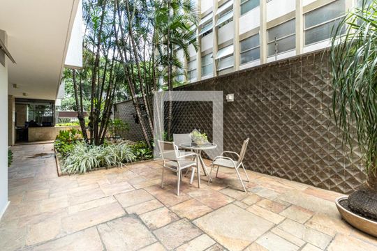 Jardim de apartamento à venda com 4 quartos, 167m² em Higienópolis, São Paulo