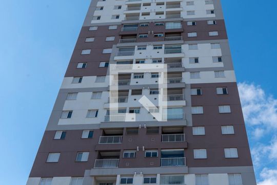 Fachada de apartamento para alugar com 2 quartos, 58m² em Taboão, São Bernardo do Campo