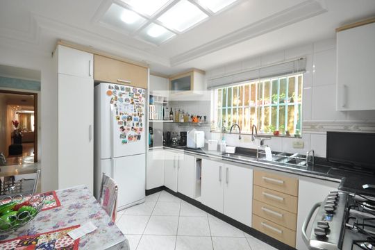 Cozinha de casa à venda com 3 quartos, 303m² em Vila Nova Mazzei, São Paulo