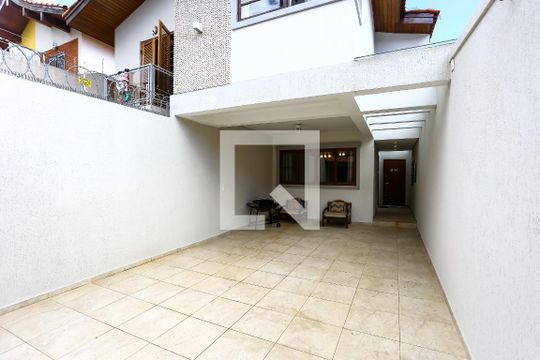 Garagem de casa para alugar com 3 quartos, 141m² em Jardim Vazani, São Paulo