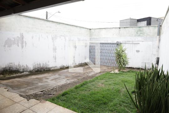 Área Externa de casa à venda com 2 quartos, 100m² em Residencial Monte Carlo, Goiânia