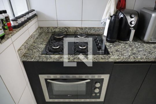 Cozinha de casa à venda com 2 quartos, 100m² em Residencial Monte Carlo, Goiânia