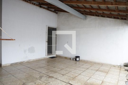 Área Externa de casa à venda com 2 quartos, 100m² em Residencial Monte Carlo, Goiânia