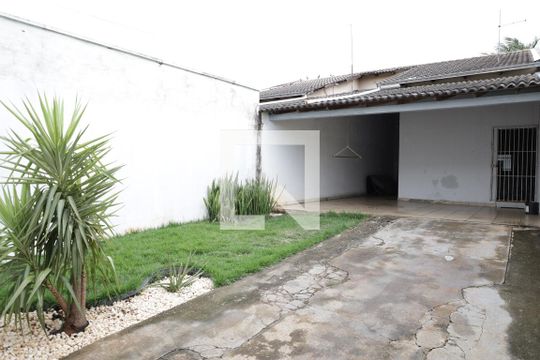 Área Externa de casa à venda com 2 quartos, 100m² em Residencial Monte Carlo, Goiânia