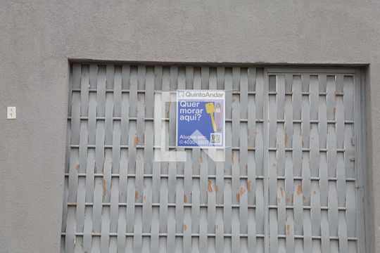 Fachada de casa à venda com 2 quartos, 100m² em Residencial Monte Carlo, Goiânia
