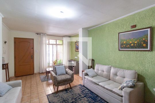 Casa à venda com 3 quartos, 215m² em Quitaúna, Osasco