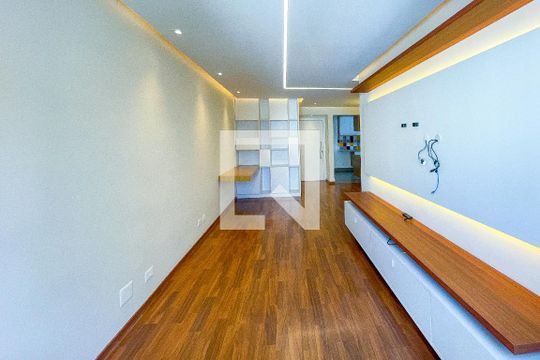 Sala de apartamento para alugar com 2 quartos, 74m² em Pinheiros, São Paulo