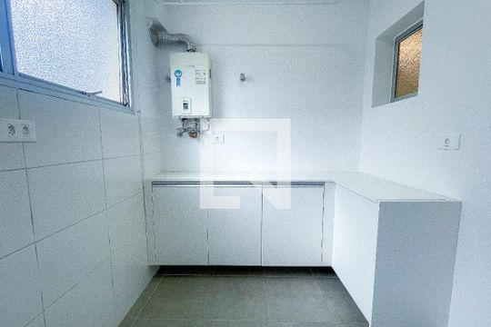 Lavanderia de apartamento para alugar com 2 quartos, 74m² em Pinheiros, São Paulo