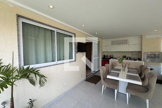 Varanda de apartamento à venda com 3 quartos, 120m² em Recreio dos Bandeirantes, Rio de Janeiro
