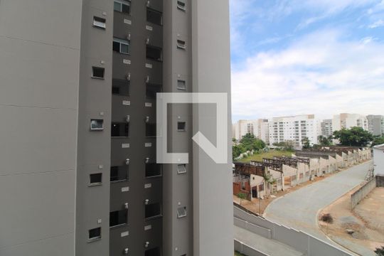 Vista da sacada de apartamento à venda com 2 quartos, 38m² em Vila Isa, São Paulo