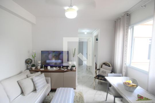 Sala / Cozinha de apartamento à venda com 2 quartos, 44m² em Vila Guaca, São Paulo