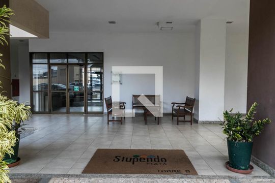 Área comum de apartamento para alugar com 3 quartos, 82m² em Piatã, Salvador