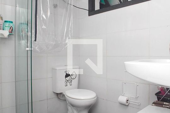 Banheiro de apartamento à venda com 1 quarto, 51m² em Cidade Baixa, Porto Alegre