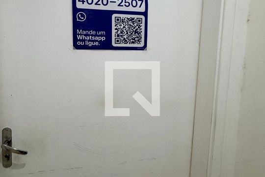 plaquinha de apartamento para alugar com 2 quartos, 57m² em Jardim do Líbano, Barueri