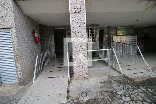 Área comum - Rampas de acesso de apartamento à venda com 2 quartos, 52m² em Olaria, Rio de Janeiro