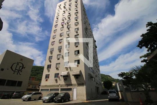 Fachada do Prédio de apartamento à venda com 2 quartos, 52m² em Olaria, Rio de Janeiro
