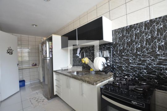 Cozinha de apartamento para alugar com 2 quartos, 70m² em Campinho, Rio de Janeiro