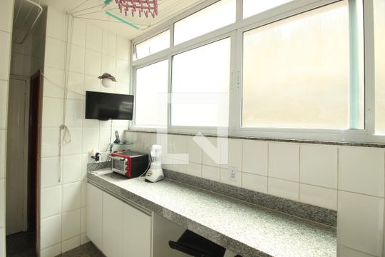 Área de serviço  de apartamento à venda com 3 quartos, 95m² em Santo Antônio, Belo Horizonte