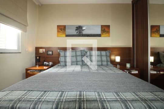 Quarto  de apartamento à venda com 3 quartos, 95m² em Santo Antônio, Belo Horizonte