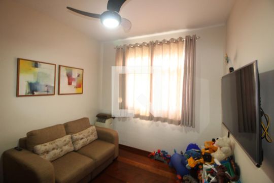 Quarto  de apartamento à venda com 3 quartos, 95m² em Santo Antônio, Belo Horizonte