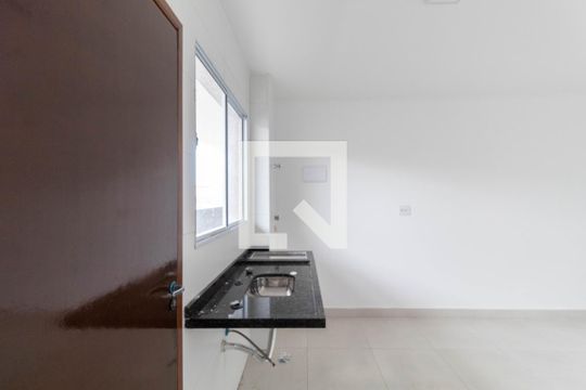 Cozinha de apartamento para alugar com 1 quarto, 24m² em Cidade Patriarca, São Paulo