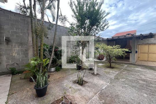 Área comum de casa para alugar com 2 quartos, 250m² em Vila Figueira, Suzano
