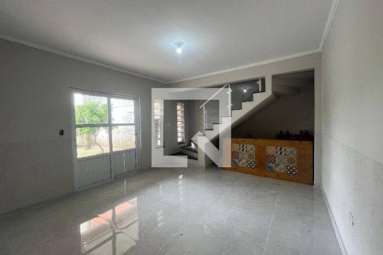 Casa para alugar com 2 quartos, 250m² em Vila Figueira, Suzano