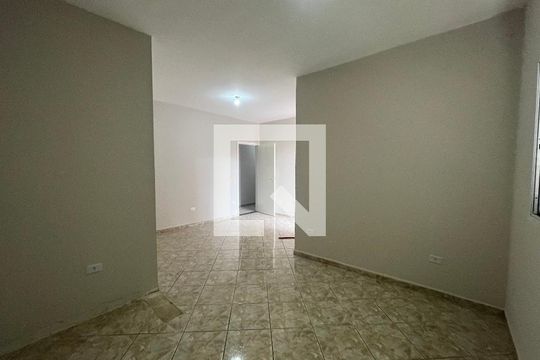 Suíte de casa para alugar com 2 quartos, 250m² em Vila Figueira, Suzano