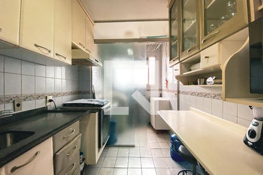 Cozinha de apartamento à venda com 3 quartos, 61m² em Vila Gomes, São Paulo