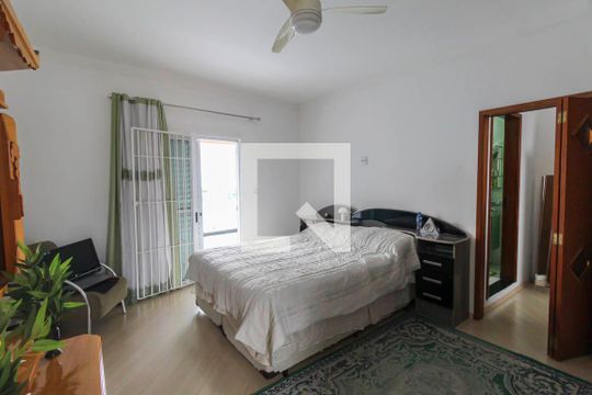 Suite de casa à venda com 3 quartos, 162m² em Vila Nova, São Paulo