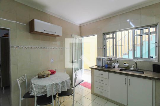 Cozinha de casa à venda com 3 quartos, 162m² em Vila Nova, São Paulo