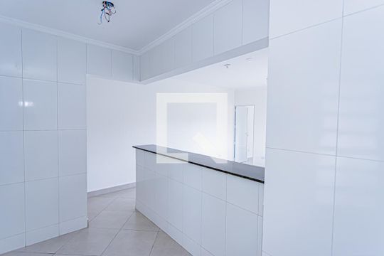 Cozinha de apartamento para alugar com 1 quarto, 53m² em Jardim Sao Jose, São Paulo